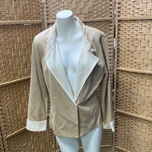 Chic Beige Women's Blazer